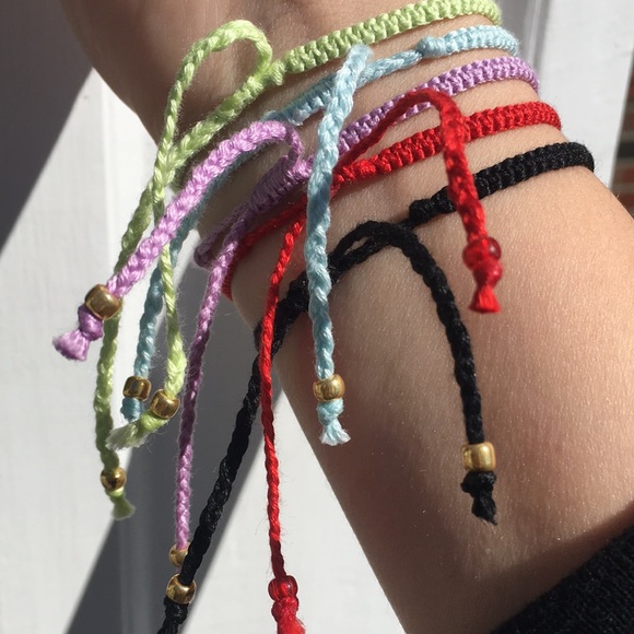 Handmade Glass Evil Eye Adjustable Bracelet 🧿 - Picture 9 of 13